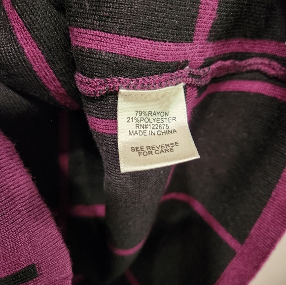 EUC Pina Rossi Wine/Black Windowpane Sweater Skirt Sz M - Picture 5 of 7